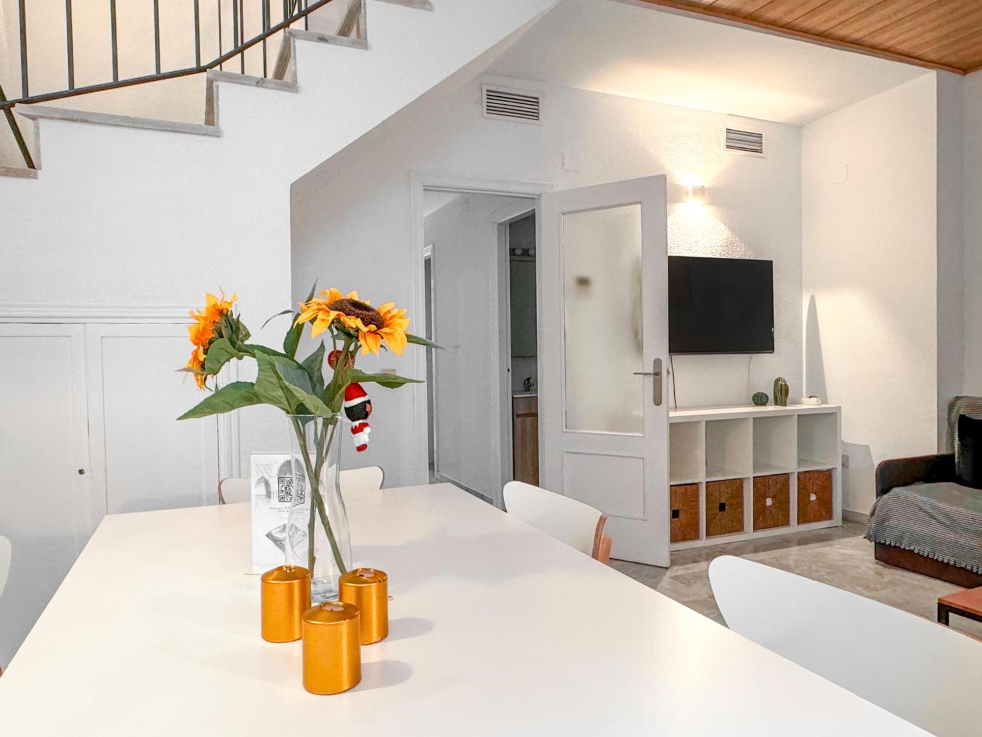 Apartment Alameda Duplex In The Old Town *